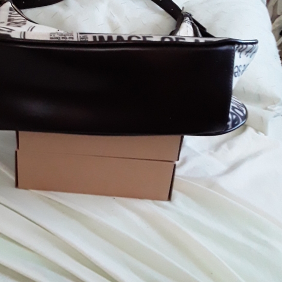 Artist Purse - Picture 4 of 12